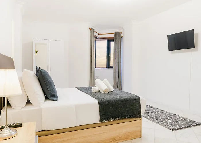 Vistoso Alto Palace بيت ضيافة Lisboa